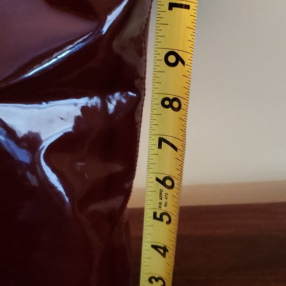 Beautiful!! Salvatore Ferragamo/ Burgundy Patent Leather "Gina" Tote Handbag - Picture 11 of 16